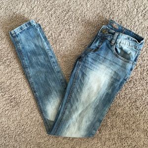 Perfect condition destructed Indigo Rein jeans